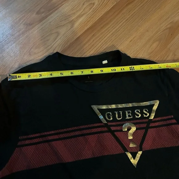 Guess Men’s Pekah Logo Crewneck - Picture 7 of 7